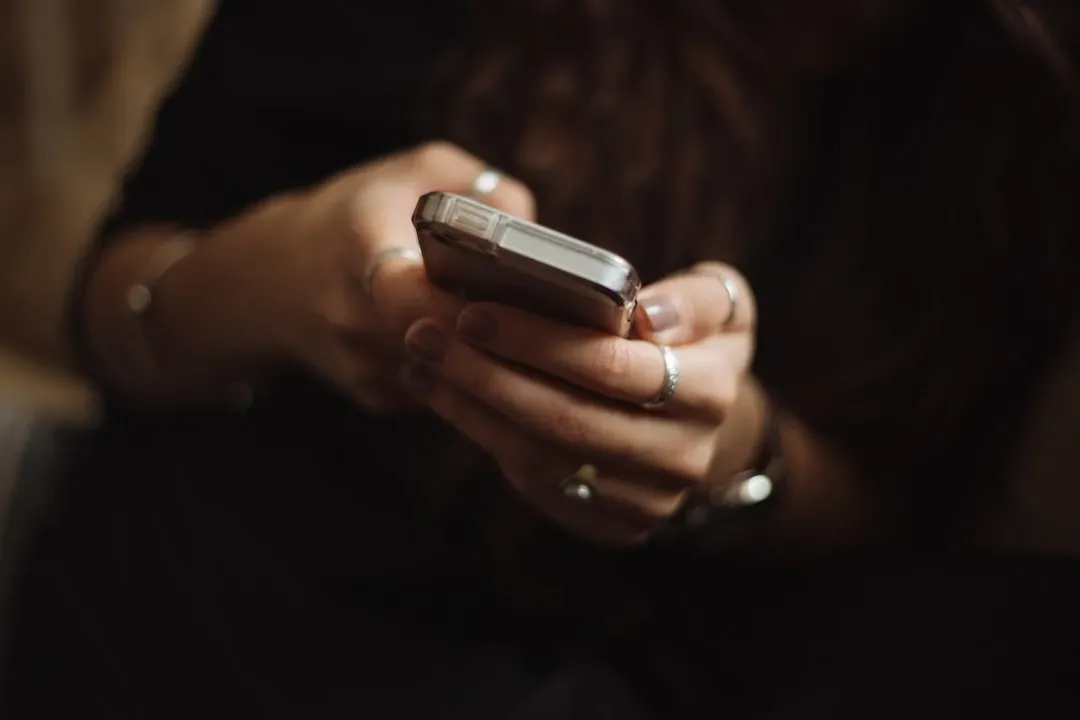 Day one: the itch that wouldn't quit (Image Credits: Unsplash)