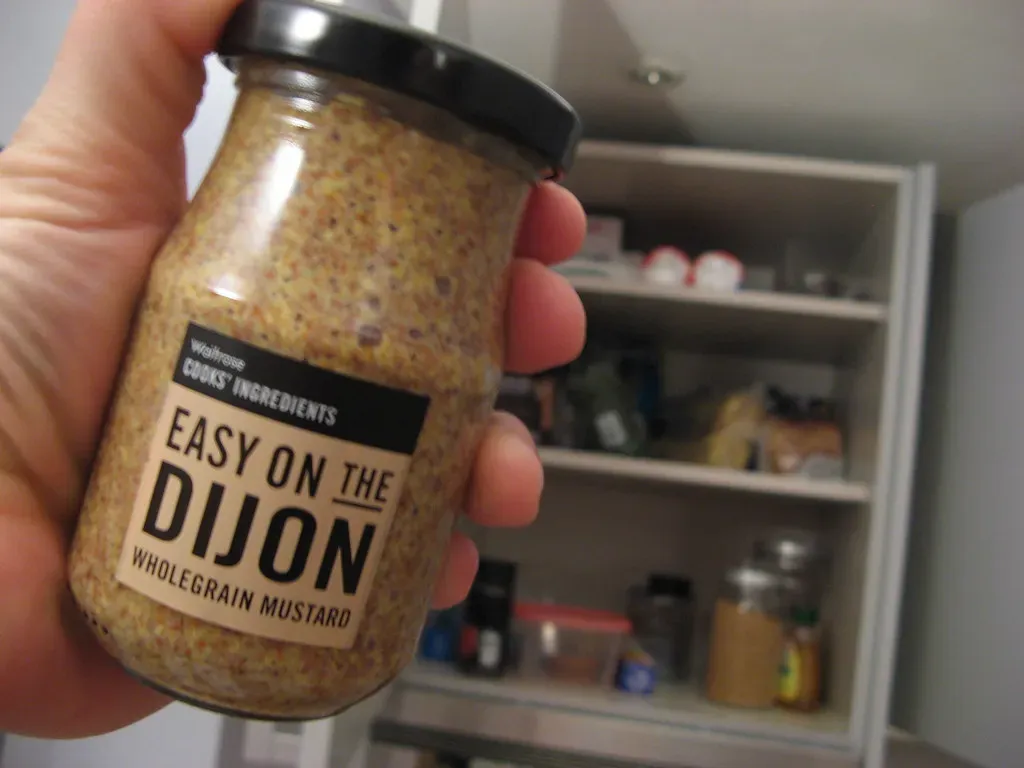 Dijon Mustard: The Flavor-First Minimalist Move (tnarik, Flickr, <a href="https://creativecommons.org/licenses/by-sa/2.0/" target="_blank" rel="noopener">CC BY-SA 2.0</a>)
