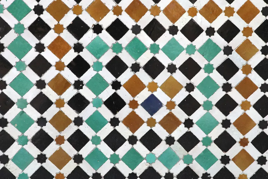 10. Bold, Large-Scale Geometric and Moroccan-Print Tiles (Sam Howzit, Flickr, <a href="https://creativecommons.org/licenses/by/2.0/" target="_blank" rel="noopener">CC BY 2.0</a>)