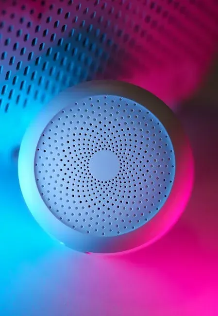 2. The White Noise Machine (Image Credits: Pexels)