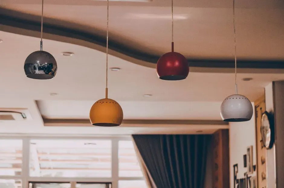 5. Drop ceilings and dated grid systems (Image Credits: Pexels)