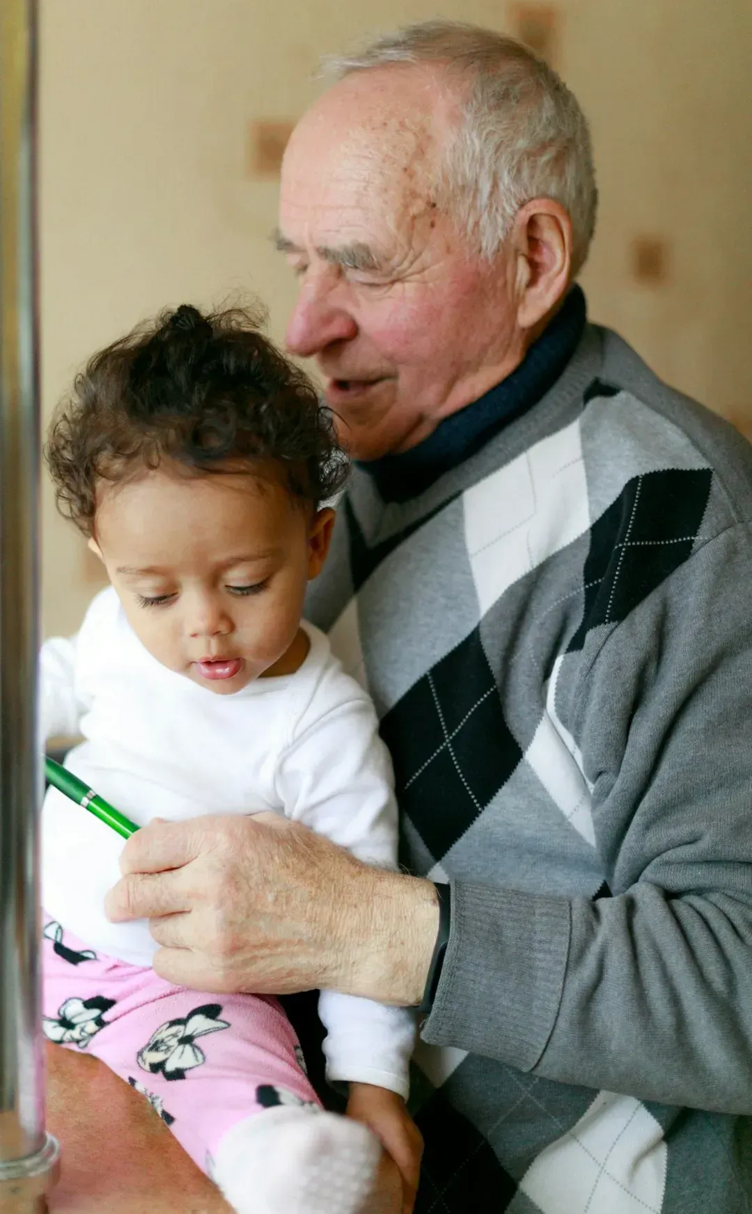 8. "You're not losing a grandson, you're gaining a place to keep your stuff" (Image Credits: Unsplash)