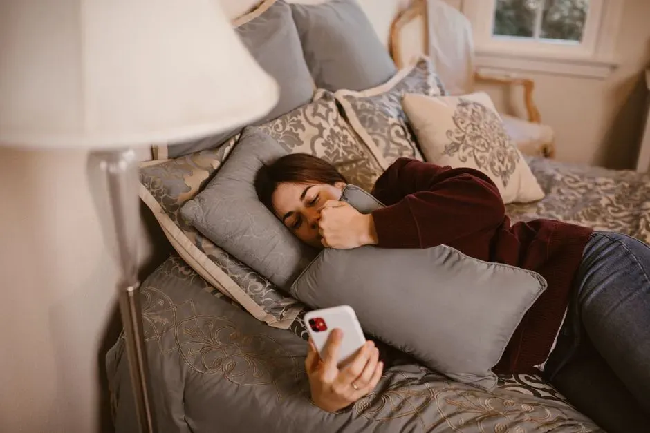 5. Overusing texting instead of in person quality time (Image Credits: Pexels)
