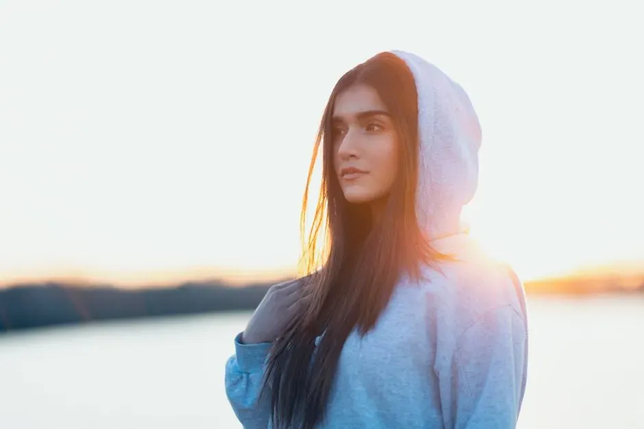 11. Choosing to stay single rather than date to "settle down" (Image Credits: Pexels)