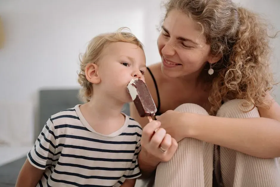 Rewarding Kids With Food to Manage Behavior (Image Credits: Pexels)