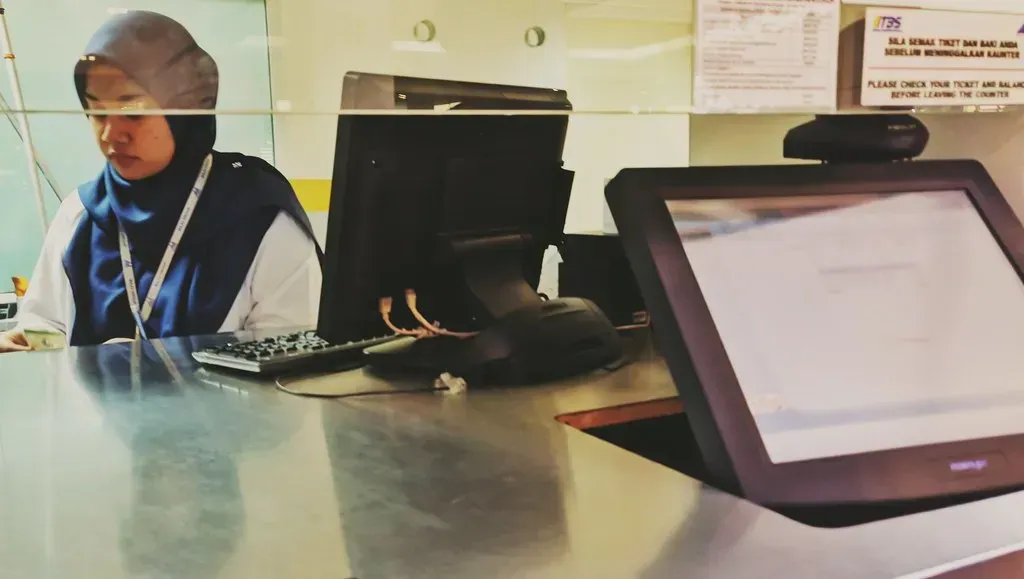 The Return-to-Office Mandate and Gen X's Complicated Feelings (Image Credits: Flickr)