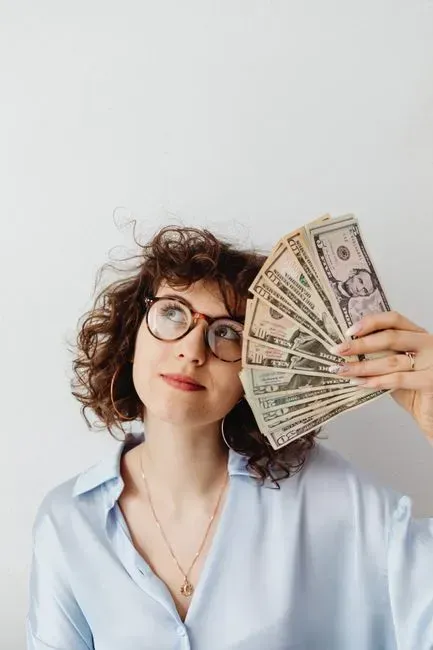 7. They separate wants from needs before every purchase (Image Credits: Pexels)