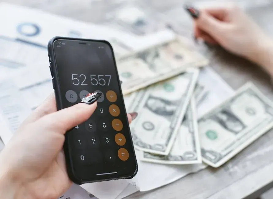 Financial secrecy or control disguised as responsibility (Image Credits: Pexels)