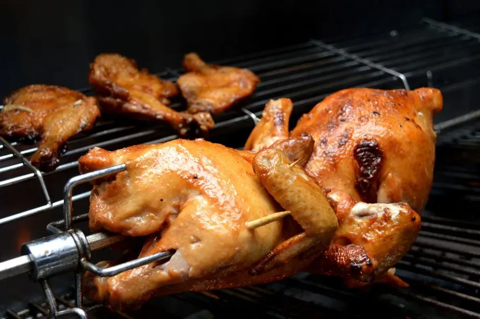 Roasted Chicken and Vegetables (Image Credits: Pexels)