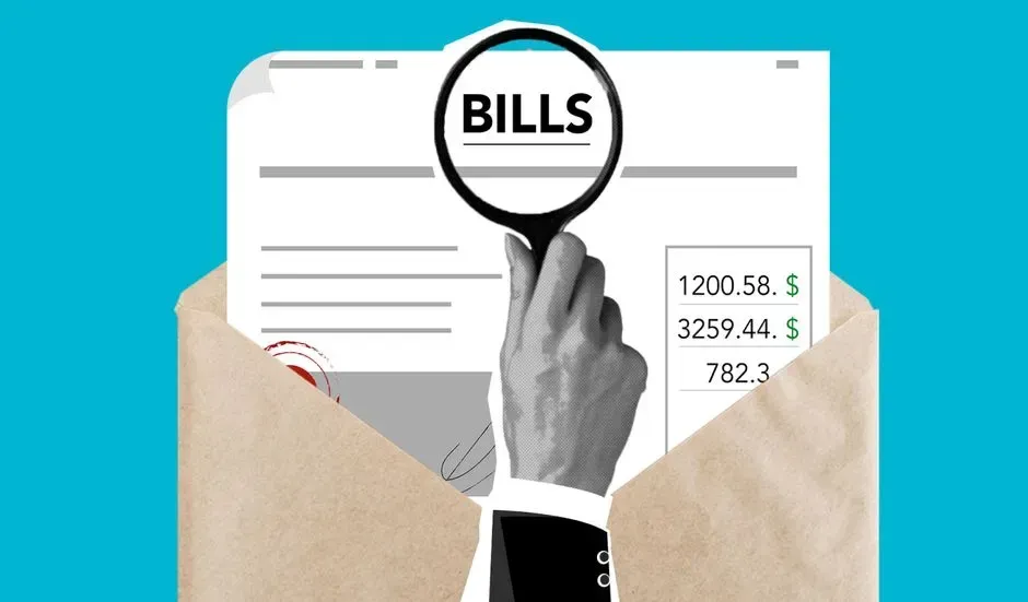 Bill paying is the rare task couples don't argue about (Image Credits: Pexels)