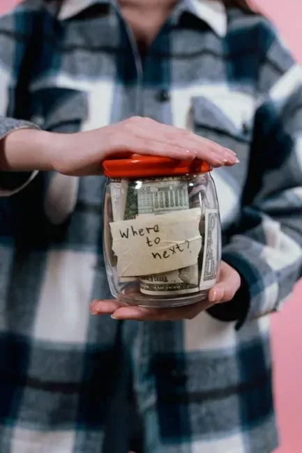 Separate funds reduce reliance on credit cards (Image Credits: Pexels)