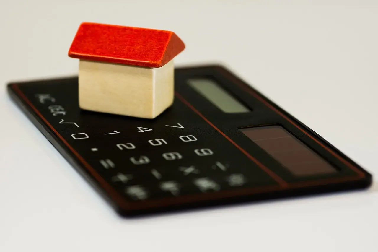 Refinancing Without Knowing Your Break-Even Point (Image Credits: Pixabay)