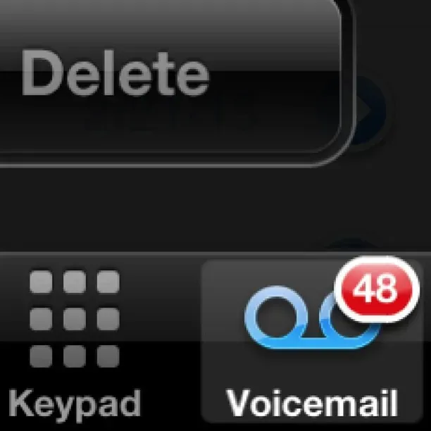 Leaving Voicemails (zaneology, Flickr, <a href="https://creativecommons.org/licenses/by/2.0/" target="_blank" rel="noopener">CC BY 2.0</a>)
