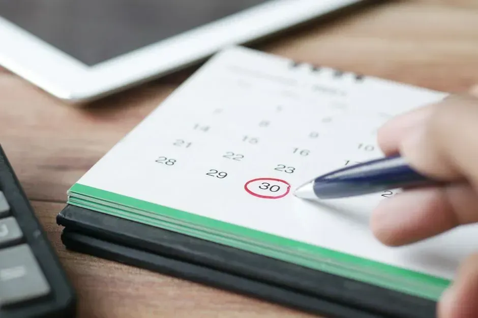 7. Excuses shift from specific to vague (Image Credits: Pexels)