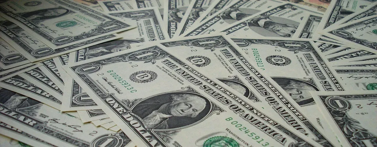 Downsizing changed how I think about money more than I expected (Image Credits: Pixabay)
