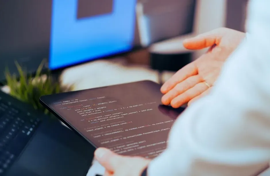 7. Resisting AI tools that colleagues already rely on (Image Credits: Pexels)