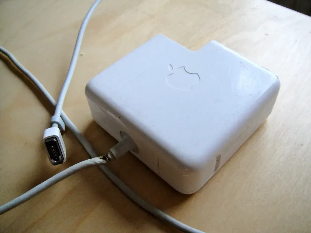 2. Duplicate or Broken Electronics Chargers (hildgrim, Flickr, <a href="https://creativecommons.org/licenses/by-sa/2.0/" target="_blank" rel="noopener">CC BY-SA 2.0</a>)