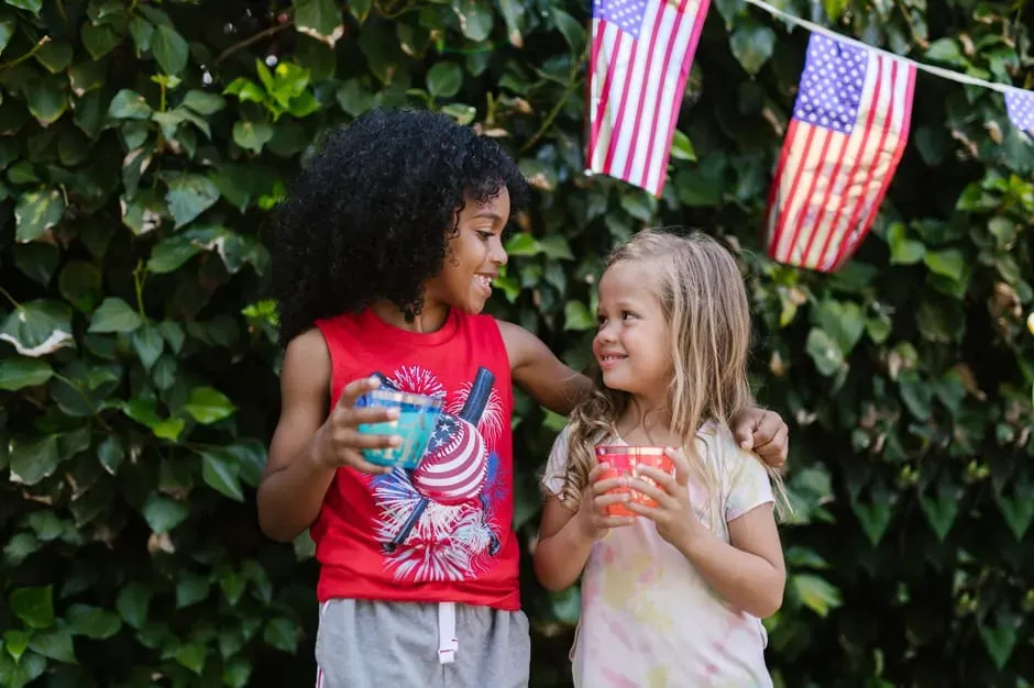 3. Letting Kids Work Things Out on Their Own (Image Credits: Pexels)