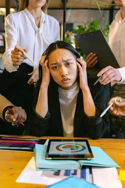 Treating Overwork as a Badge of Honor (Image Credits: Pexels)