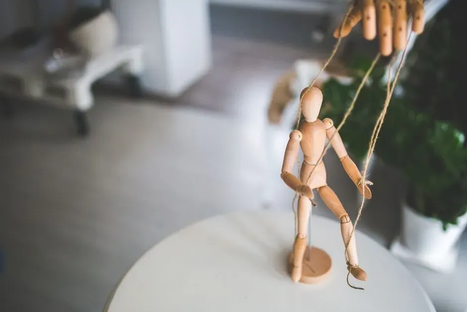 Gaslighting: When Your Own Memory Becomes Unreliable (Image Credits: Pexels)
