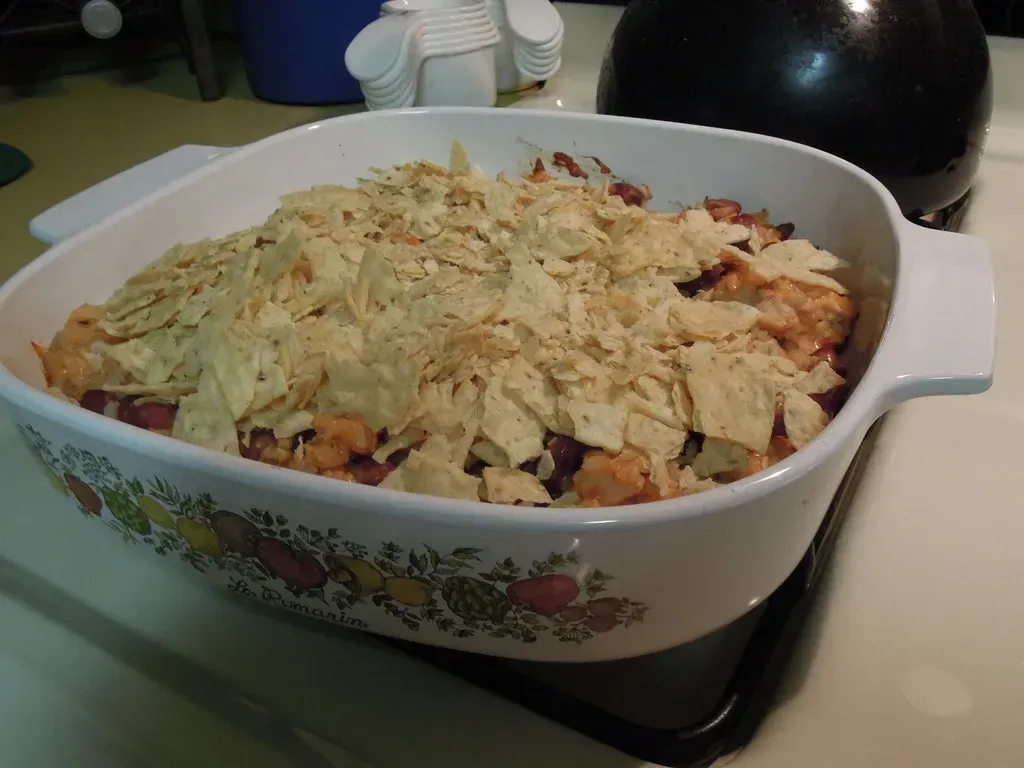 Chicken and Rice Casserole (slgckgc, Flickr, <a href="https://creativecommons.org/licenses/by/2.0/" target="_blank" rel="noopener">CC BY 2.0</a>)