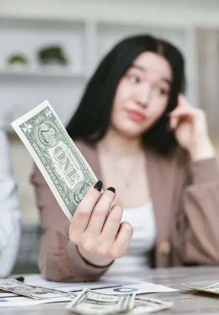 They Avoid Lifestyle Inflation When Their Income Rises (Image Credits: Pexels)