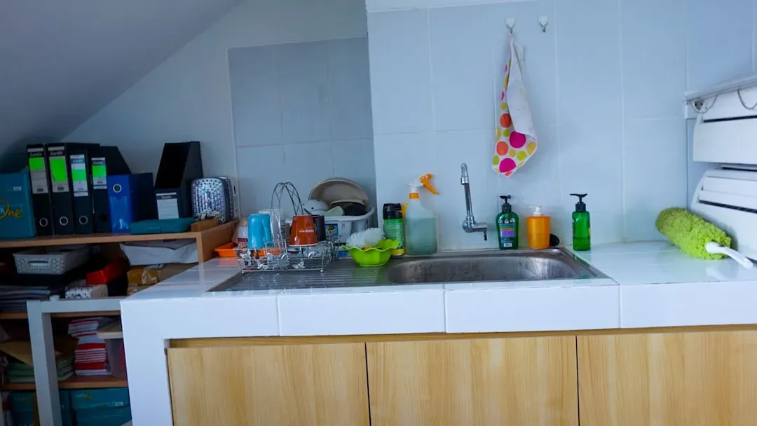 6. Kitchens and bathrooms stuck in a different decade (Image Credits: Unsplash)