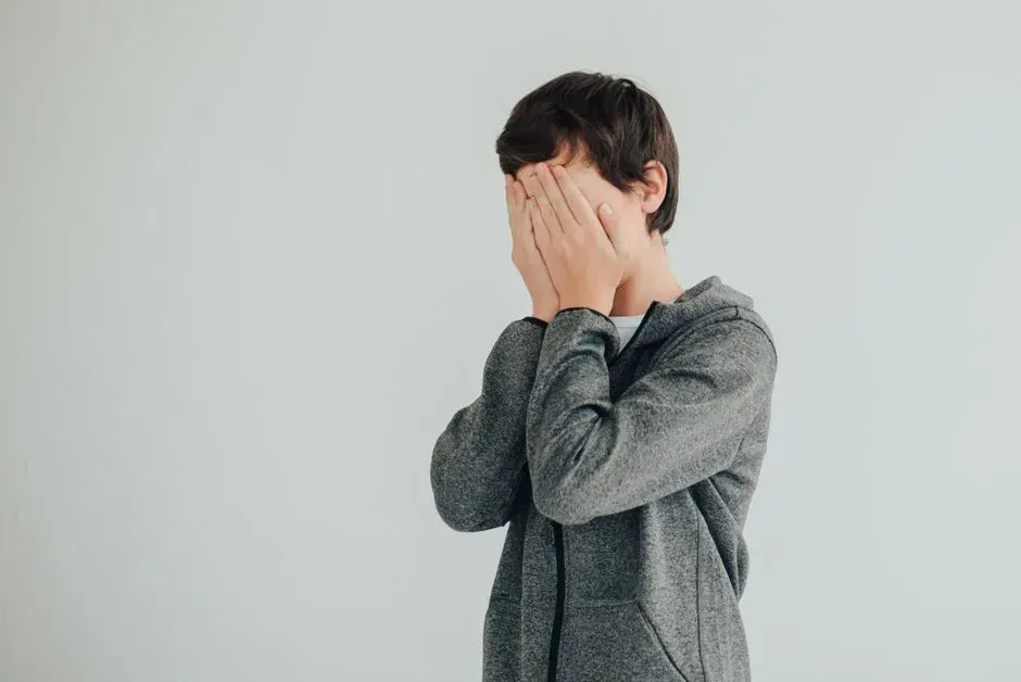 6. Bringing up embarrassing baby stories in front of friends (Image Credits: Pexels)