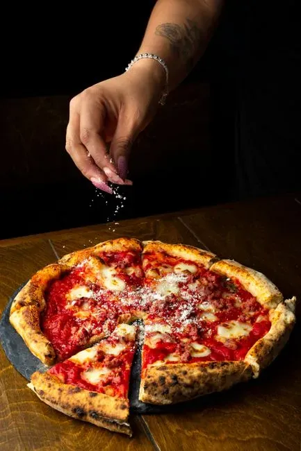 4. No Fresh Parmesan or Red Pepper Flakes in Sight (Image Credits: Pexels)
