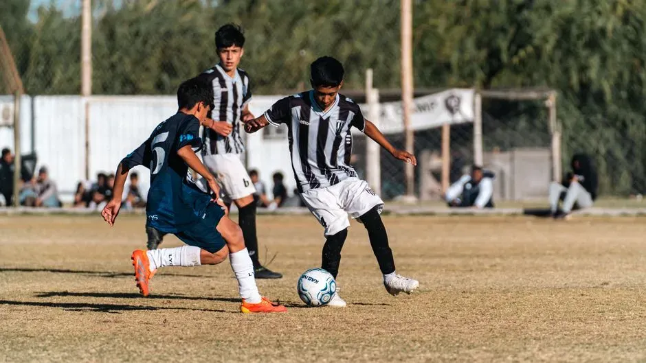 3. Multiple simultaneous sports (Image Credits: Pexels)