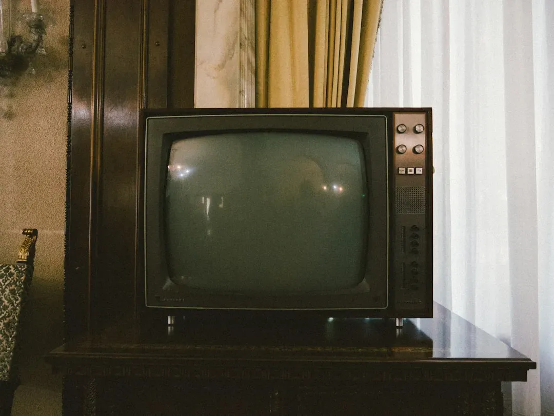 7. Screen time had no limits because screens were limited (Image Credits: Unsplash)