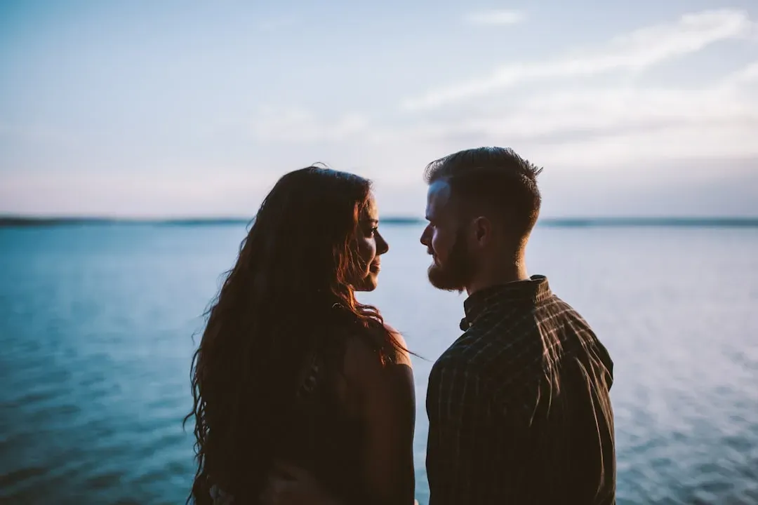 6. Maintaining Eye Contact During Conversations (Image Credits: Unsplash)
