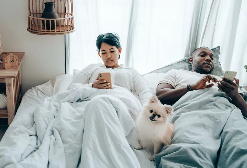 5. They Keep Commitment Just Out of Reach (Image Credits: Pexels)