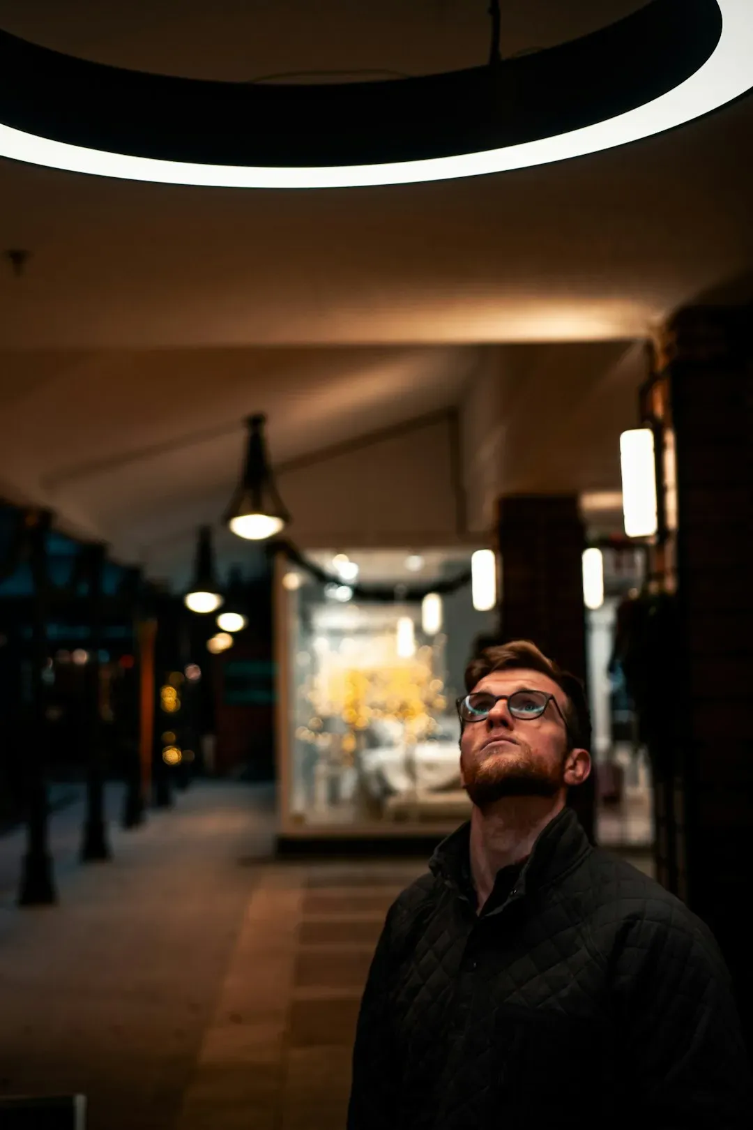 6. You Sense a Gap Between the Life You Have and the One You Actually Want (Image Credits: Unsplash)