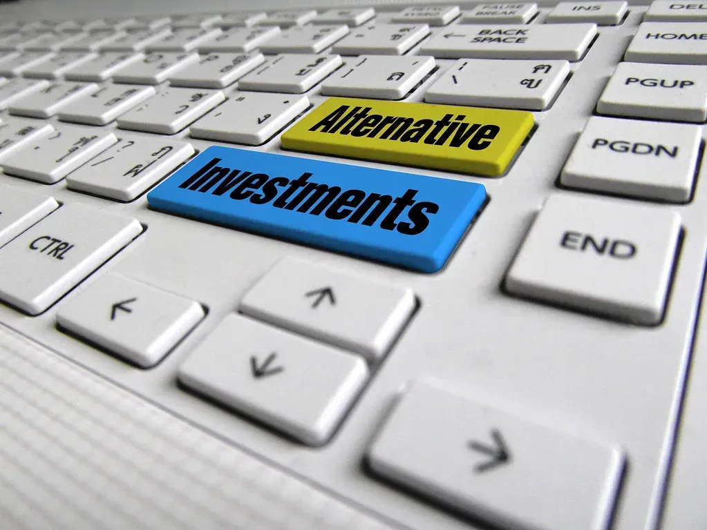 14. Alternative Assets Are Now on the Table (investmentzen, Flickr, <a href="https://creativecommons.org/licenses/by/2.0/" target="_blank" rel="noopener">CC BY 2.0</a>)