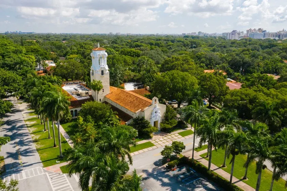 Coral Gables' Gables Estates, Florida (Image Credits: Pexels)