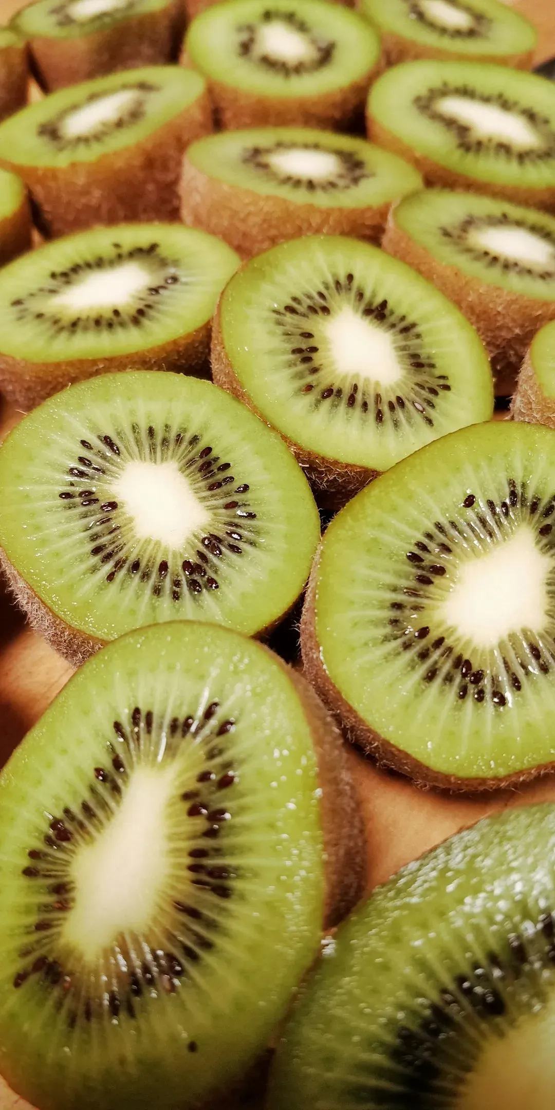 1. Kiwifruit (formerly Chinese gooseberry) (Image Credits: Unsplash)