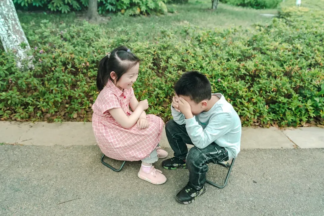 8. Apologizing sincerely after a mistake (Image Credits: Unsplash)