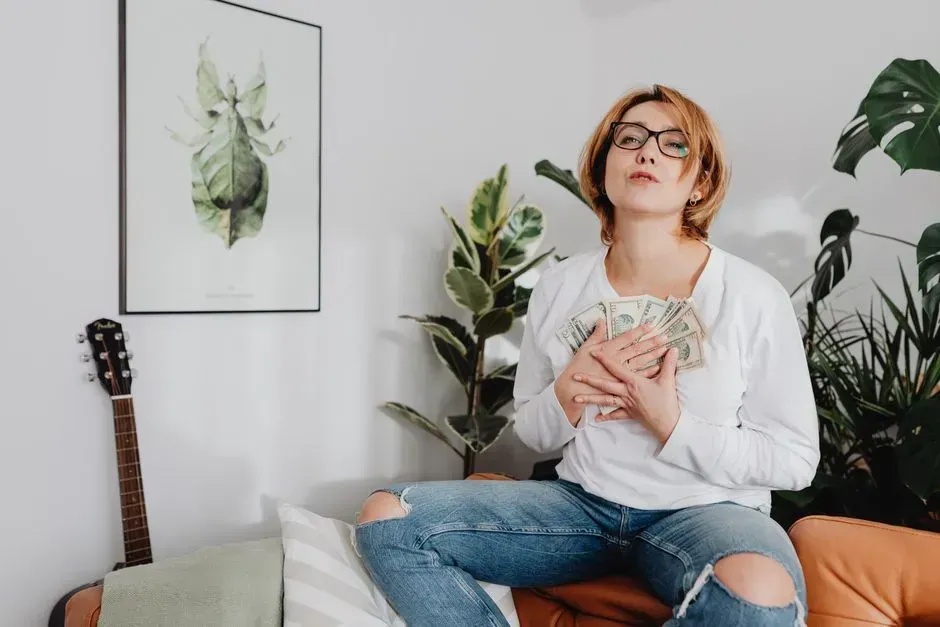 Net Worth Enters the Comfort Conversation (Image Credits: Pexels)