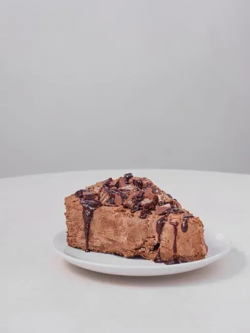 18. Dairy Queen Copycat Blizzard Cake (Image Credits: Pexels)