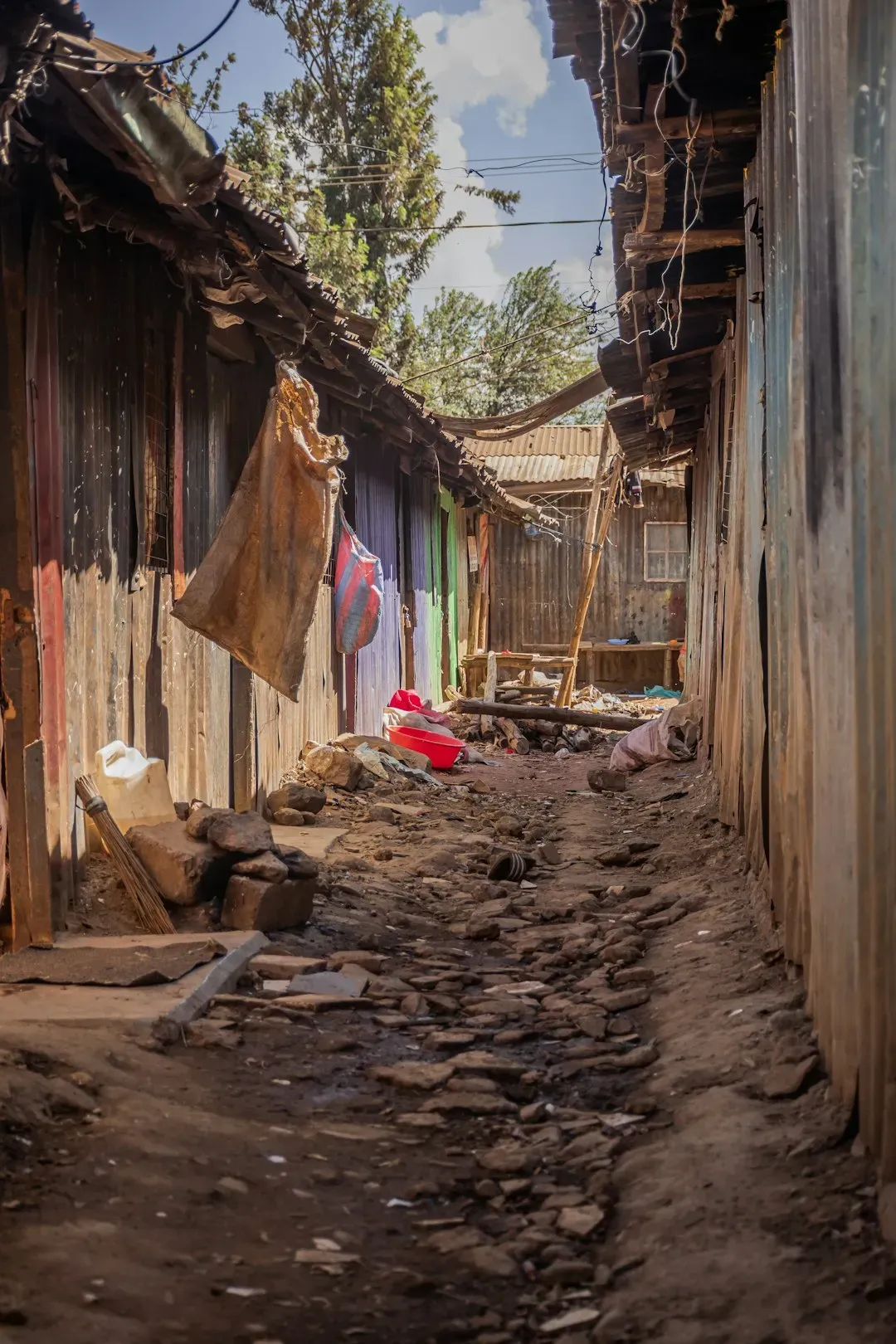 Appalachian and Rural Communities Shaped by Shared Hardship (Image Credits: Unsplash)