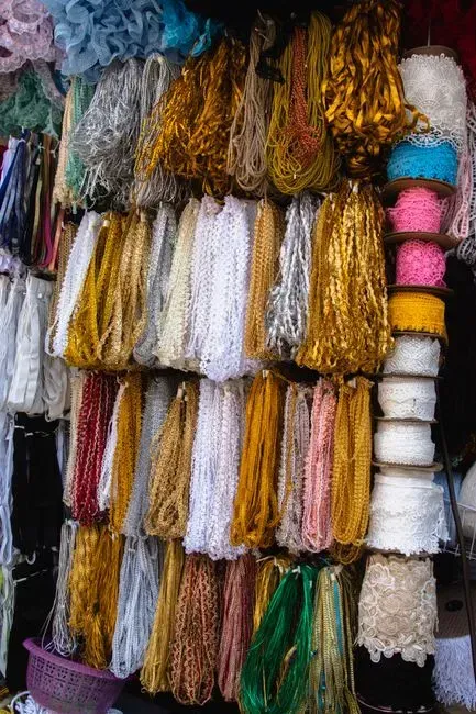 Fringe, Tassels, and Trim Details Returning to Soft Furnishings (Image Credits: Pexels)