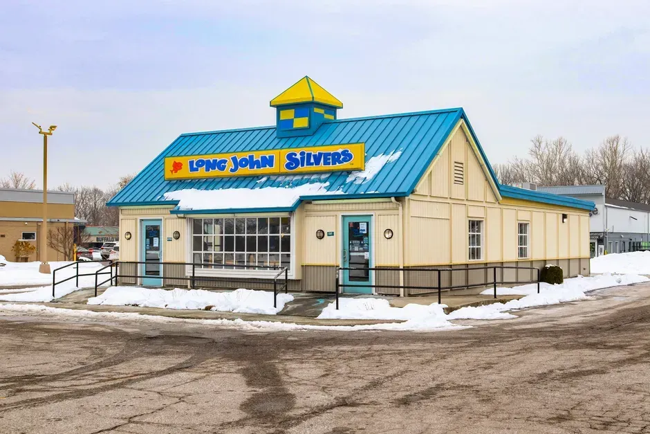 Long John Silver's (Image Credits: Pexels)