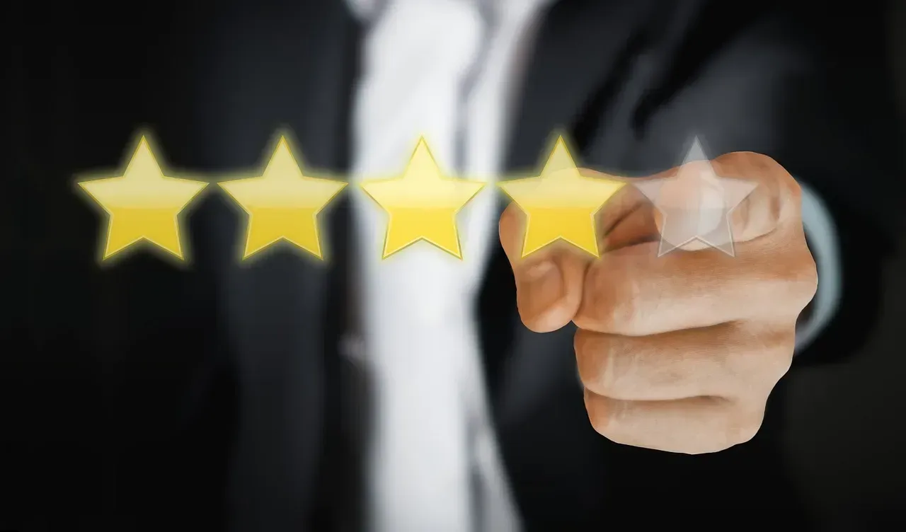 6. You measure trustworthiness by how many stars a business has (Image Credits: Pixabay)