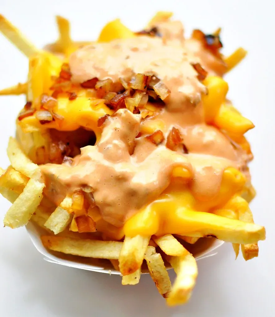 13. In-N-Out animal style fries, kid version (punctuated, Flickr, <a href="https://creativecommons.org/licenses/by/2.0/" target="_blank" rel="noopener">CC BY 2.0</a>)