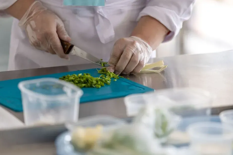 Relearning food safety basics (Image Credits: Pexels)