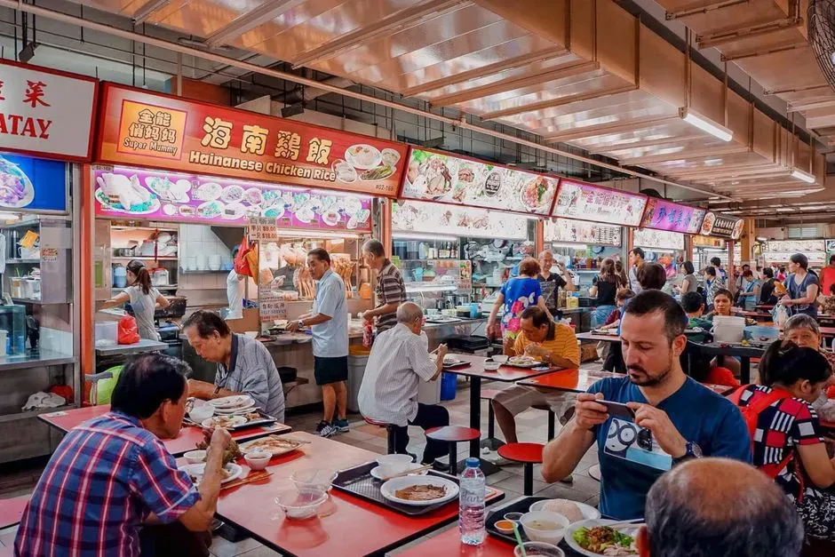 Singapore: a menu built from three continents (Image Credits: Pexels)