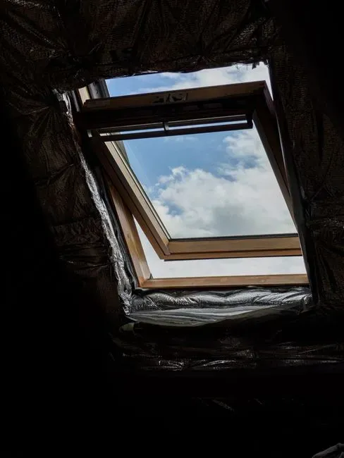 9. Poor attic ventilation and insulation gaps (Image Credits: Pexels)