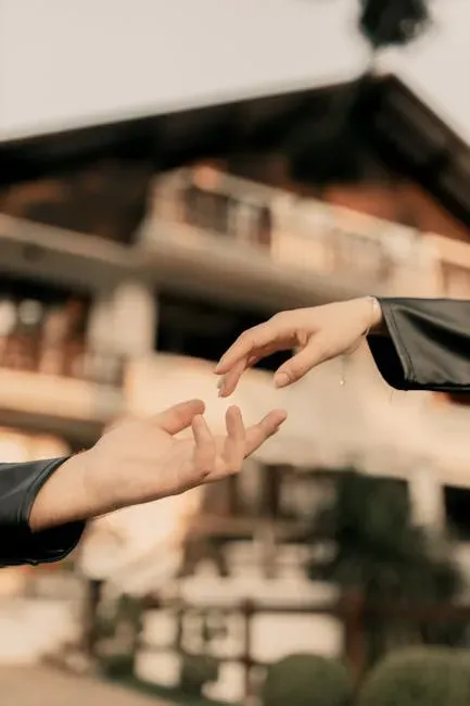 8. Non-Traditional Relationship Structures Are Gaining Visibility (Image Credits: Pexels)