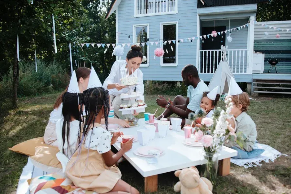 7. "I'm Planning to Throw Big Parties - This Backyard Is Perfect for That" (Image Credits: Pexels)